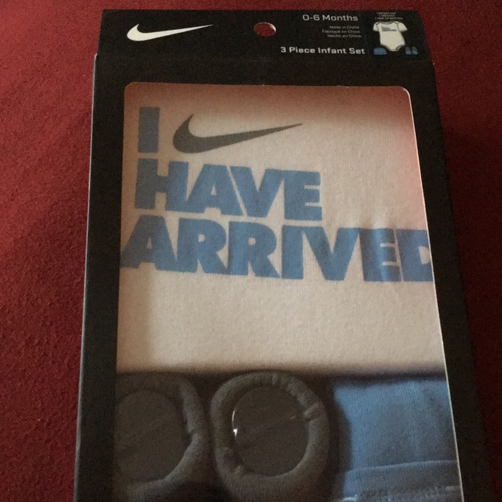 Nike 3 pc baby boy set
